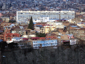  Plateau over the Mtkvari river 